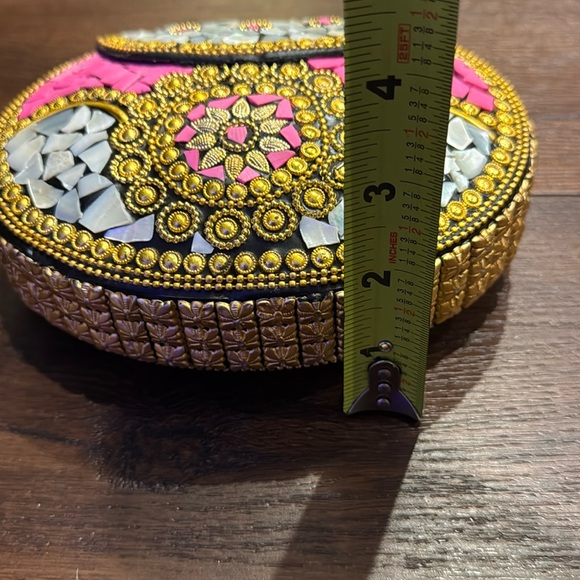 Ramla Mosaic Handmade Mosaic Moroccan multicolor Handbag with gold color chain. - Picture 8 of 9